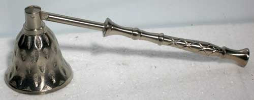 1 éteignoir à bougie Renaissance en laiton