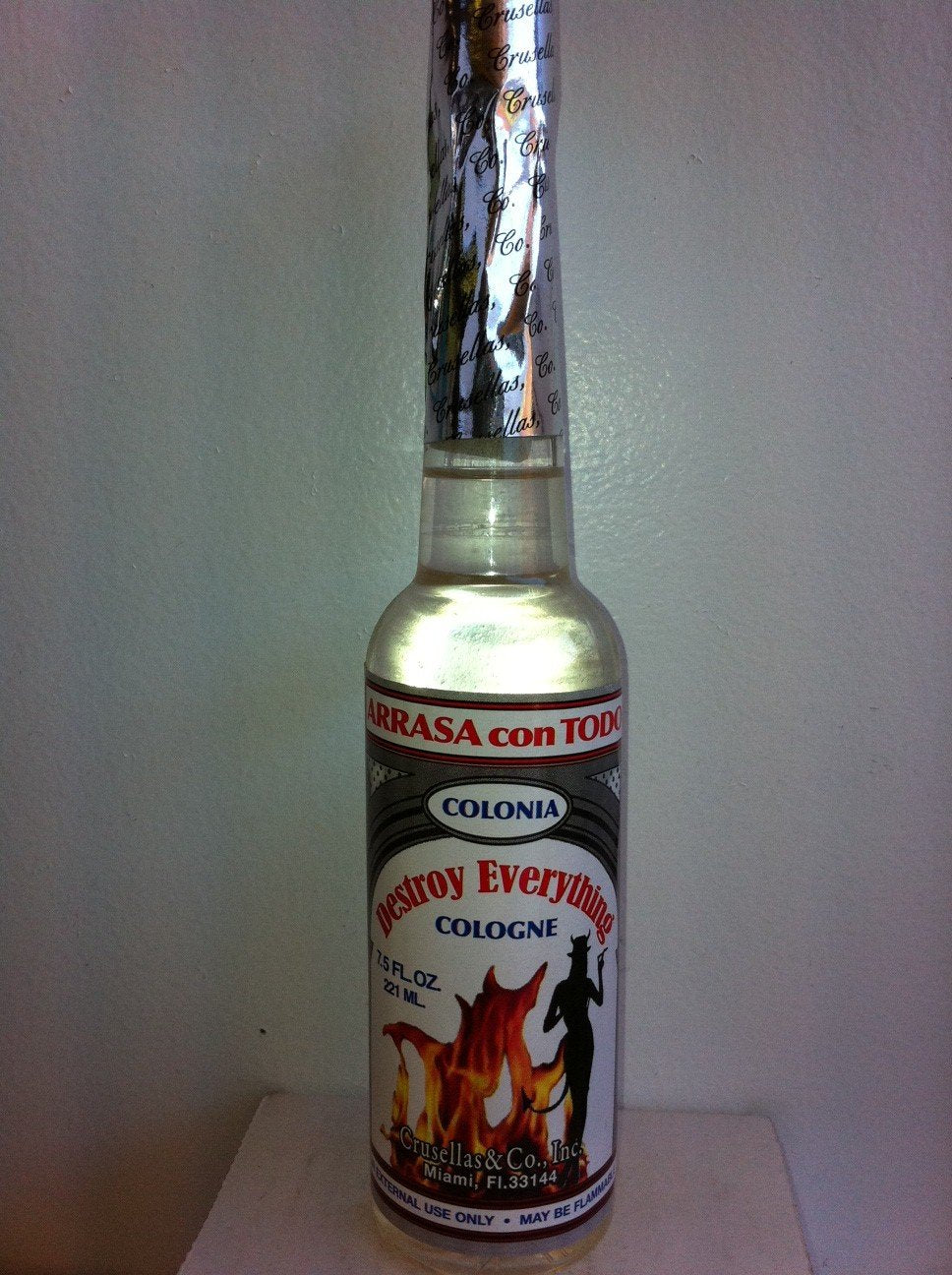 Crusellas Destroy everything/ Arrasa con Todo Cologne 7 fl oz